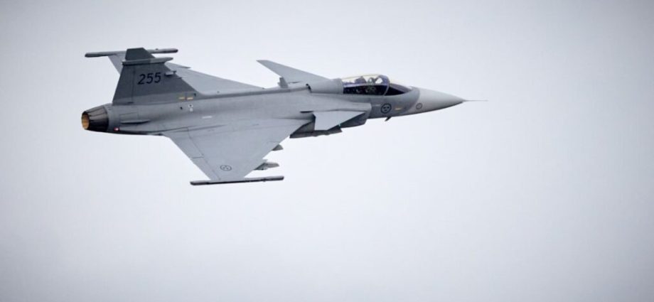ukraine-plans-to-rebuild-its-air-force-on-nato’s-model-by-2035.-its-air-force-already-knows-which-fighter-it-wants-next,-and-why