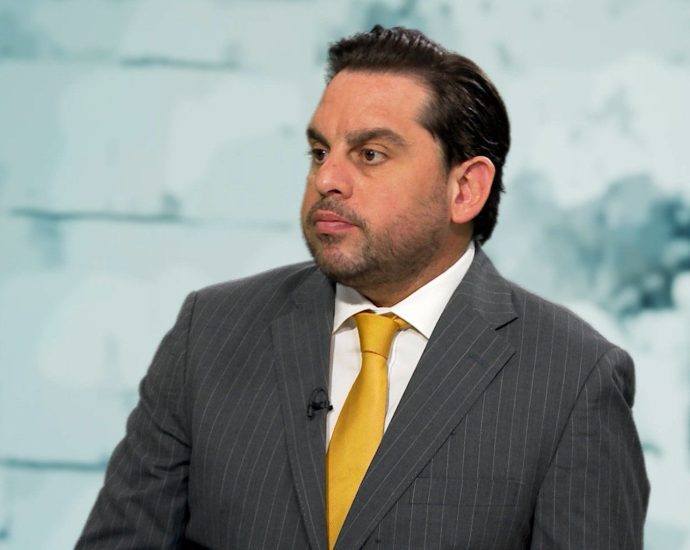 former-plo-official-says-netanyahu-eisenkot-coalition-could-be-possible