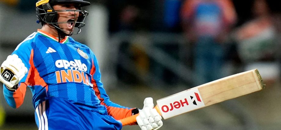 abhishek-sharma-hits-ton-as-india-beat-new-zealand-by-6-wickets-in-3rd-t20