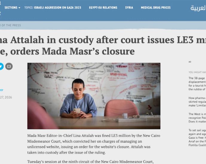 “dark-day-for-journalism”:-egypt-shutters-independent-news-site-mada-masr,-detains-editor