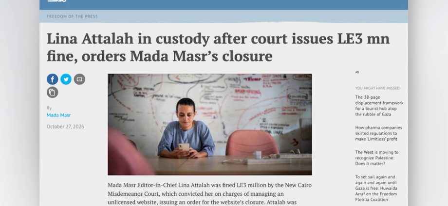 “dark-day-for-journalism”:-egypt-shutters-independent-news-site-mada-masr,-detains-editor