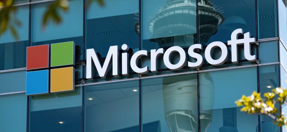 microsoft-offers-exits-to-thousands-of-employees,-including-staff-on-ai-and-copilot-teams