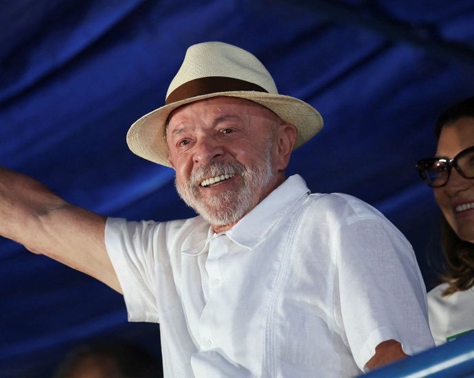 president-lula-calls-bolsonaro’s-brazil-exit-‘shameful’