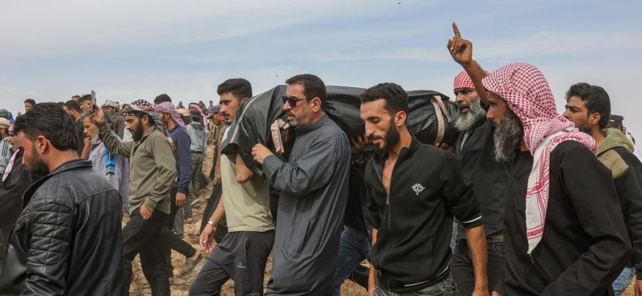 syria-jordan-border-reopens-amid-probe-into-deadly-air-strikes