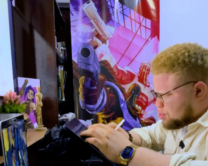 nigerian-artist-reframes-children-with-albinism-as-heroes