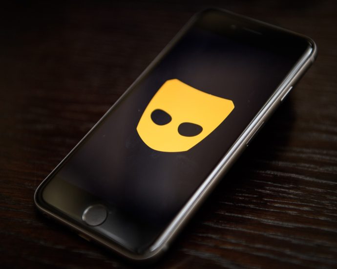 grindr-can-use-your-photos-and-taps-to-train-ai-here’s-how-to-opt-out.