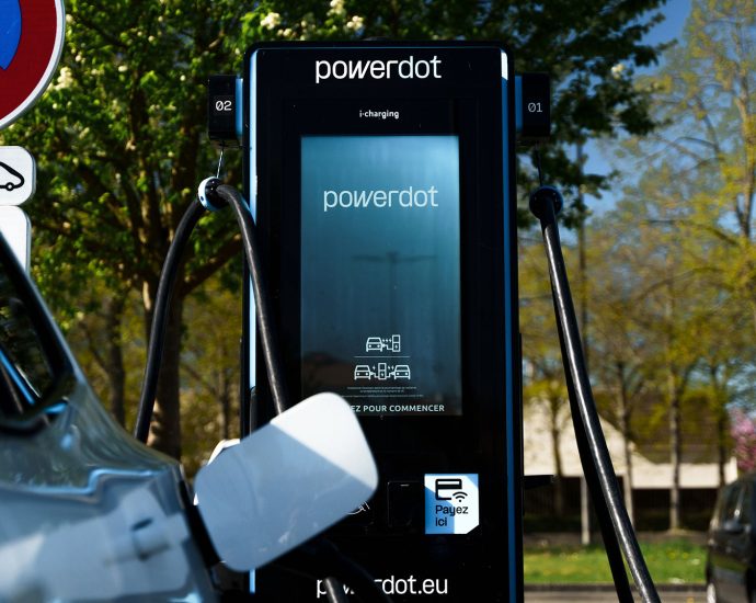 powerdot-and-hubject-bring-plug-&-charge-to-7,000-charge-points-in-europe