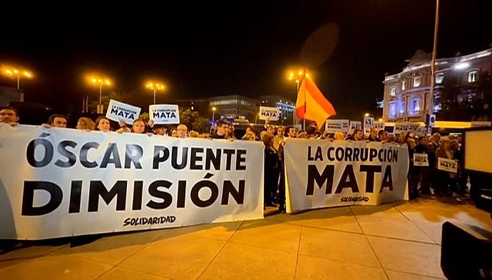 spain:-madrid-mourns-train-crash-victims-as-rescuers-work-through-the-night
