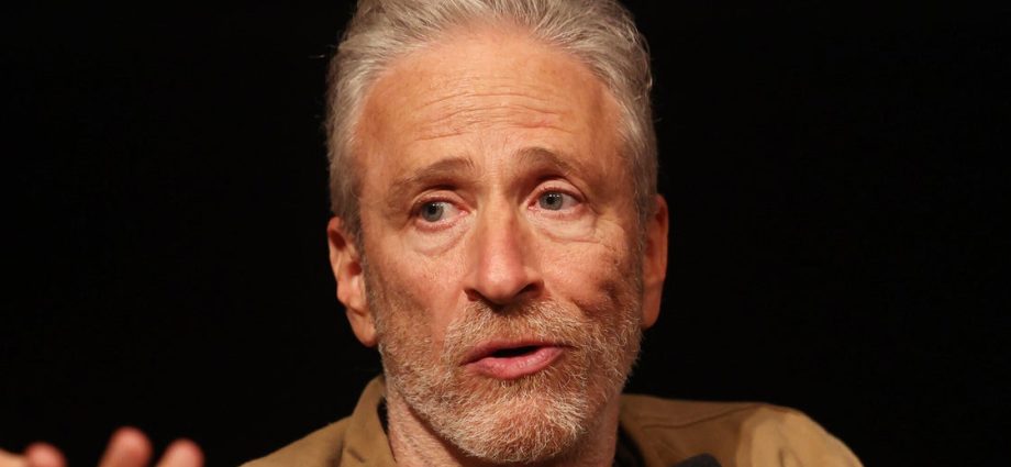 jon-stewart-issues-midterms-plea:-‘send-a-message-to-this-reckless-s**tshow’