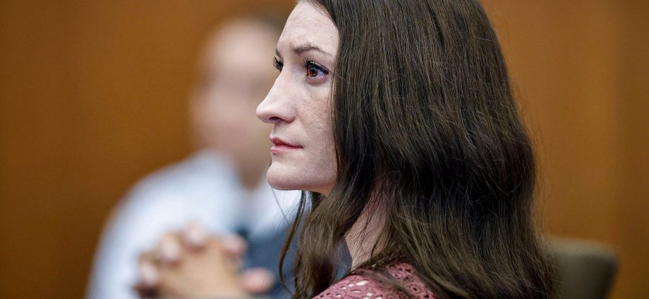 prosecutors-ask-judge-to-reject-lindsay-clancy-defense’s-motion-to-dismiss-charges