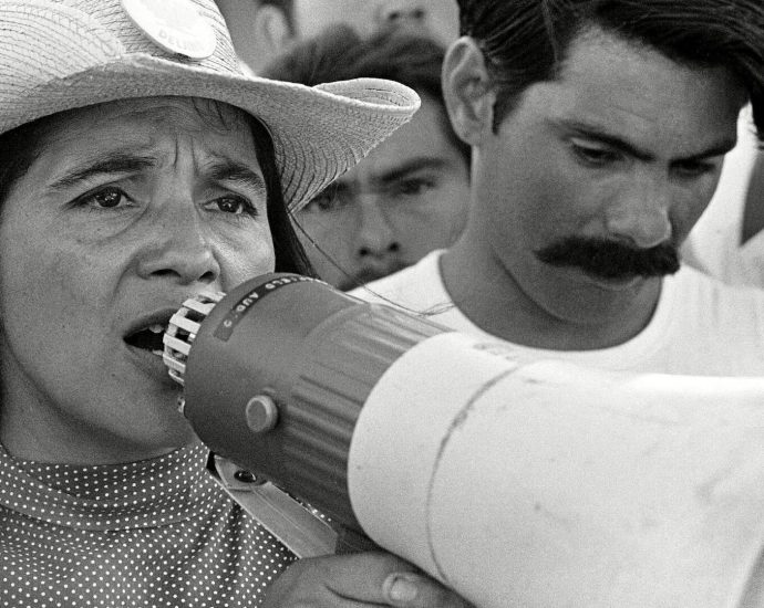 “she-was-a-fighter”:-dolores-huerta,-legendary-farmworker-organizer-&-activist,-dies-at-96