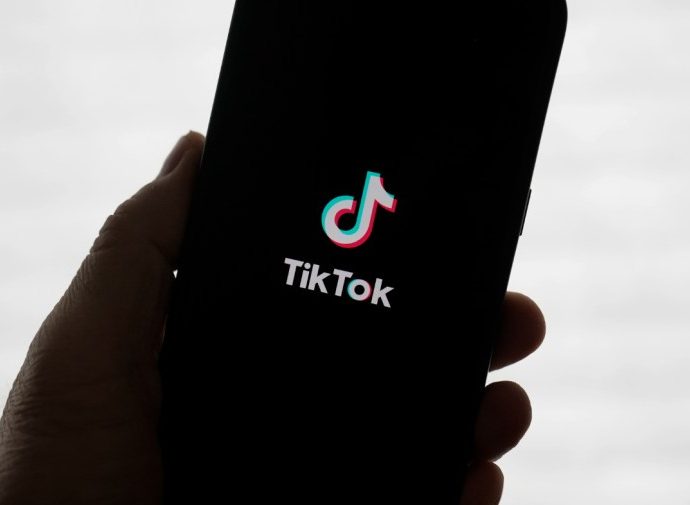 west-virginia-sues-tiktok,-alleging-app-is-‘harming-kids’
