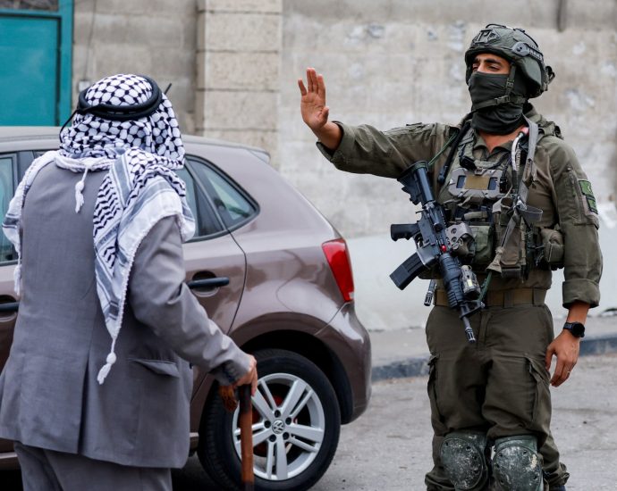 palestinians-injured,-arrested-in-israeli-raids-across-west-bank