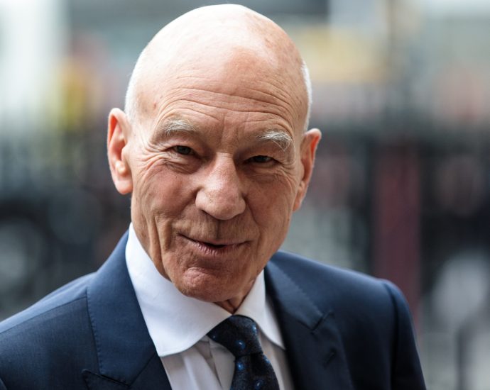 patrick-stewart,-star-trek’s-captain-picard-and-x-men’s-professor-x,-dies-at-86