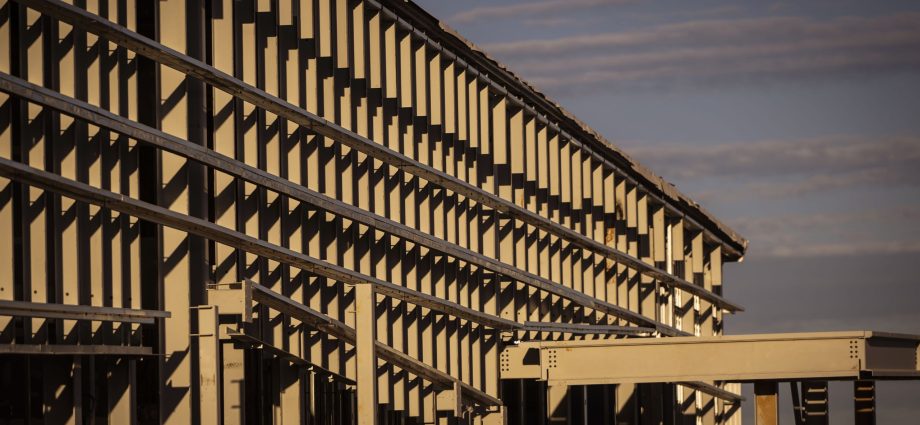 how-a-law-to-allow-microgrids-made-way-for-a-massive-data-center-in-new-mexico