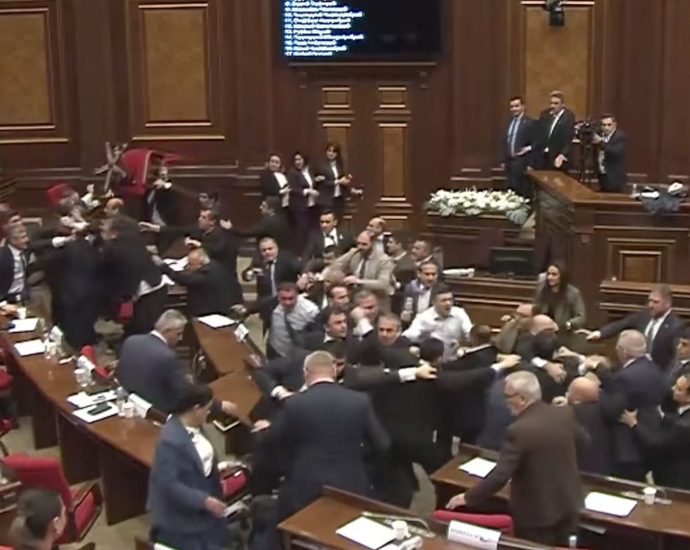armenian-parliament-turns-into-a-boxing-ring,-third-time-in-a-month