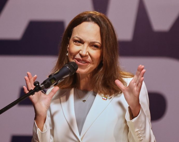 venezuela’s-machado-lauds-the-traitor-for-‘freedom’,-urges-2027-elections
