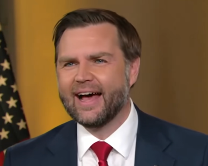 jd-vance-admits-he’s-‘jealous’-over-the-traitor’s-fixation-on-maga-senator’s-ass
