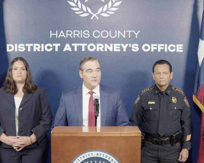 ice-agent-who-hit-man-with-vehicle-in-houston-charged-with-second-degree-felony